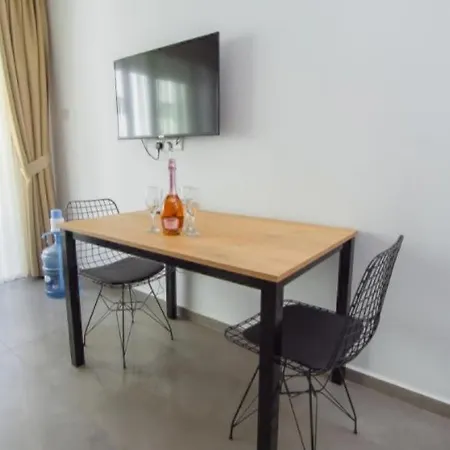 в доме Terrace Park Famagusta Apartamento