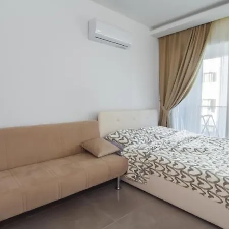 в доме Terrace Park Famagusta Apartment *